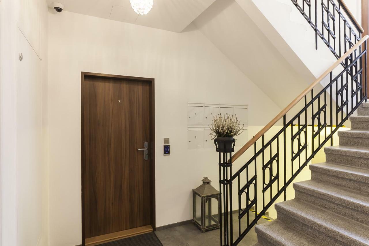 Expat House Apartament Praga