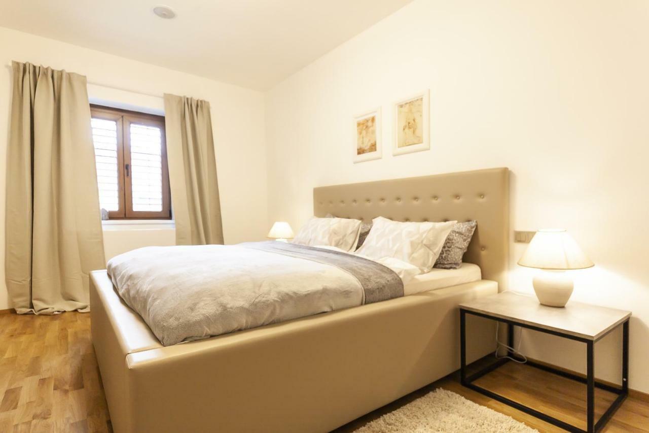 Apartament Expat House Praga